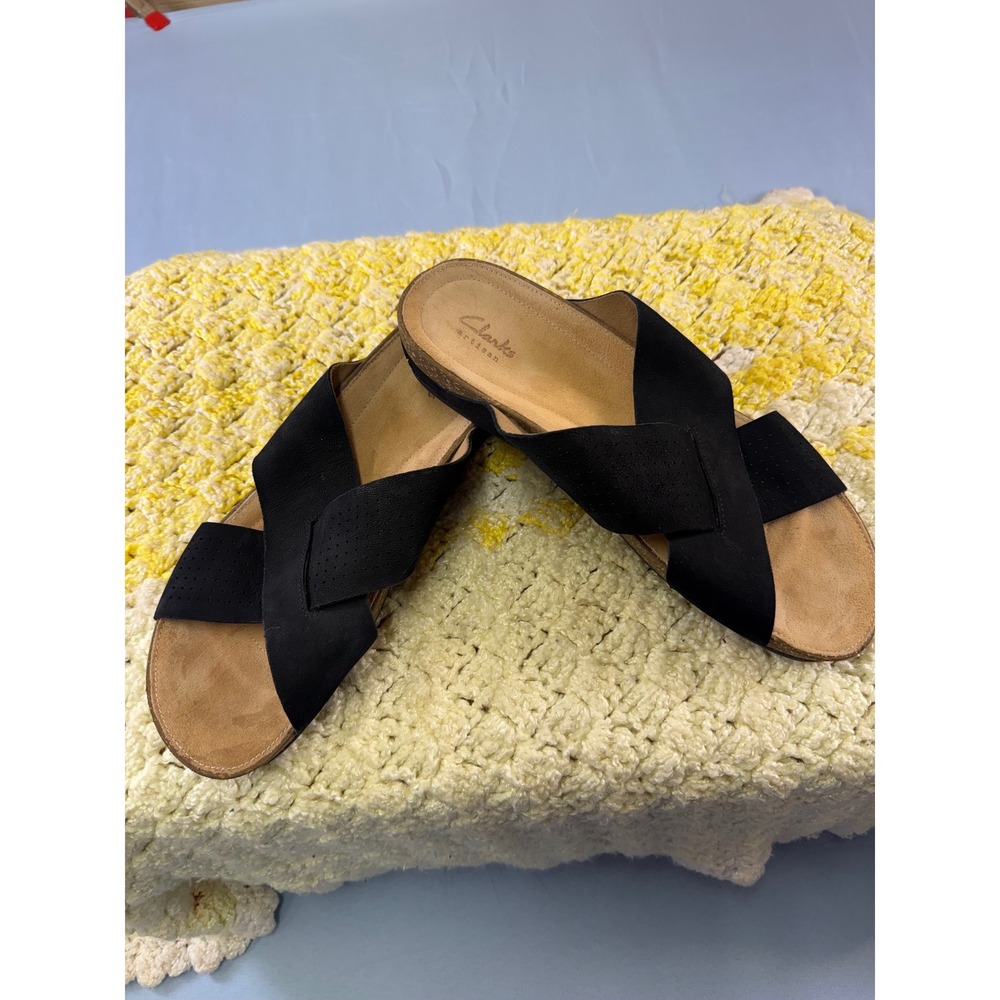 Clarks Artisan Black Suede‎ Crisscross Slide Sandals Perforated Size 10 26115089
